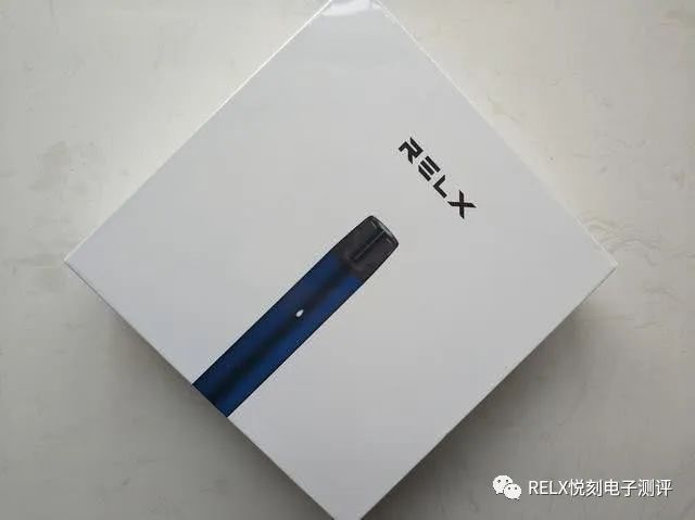 relx悦刻一代电子烟套装里面有什么？有哪些颜色选择？